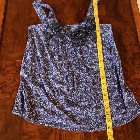 Express - Ladies Tank Top w/Ruffles - Picture 9 of 9